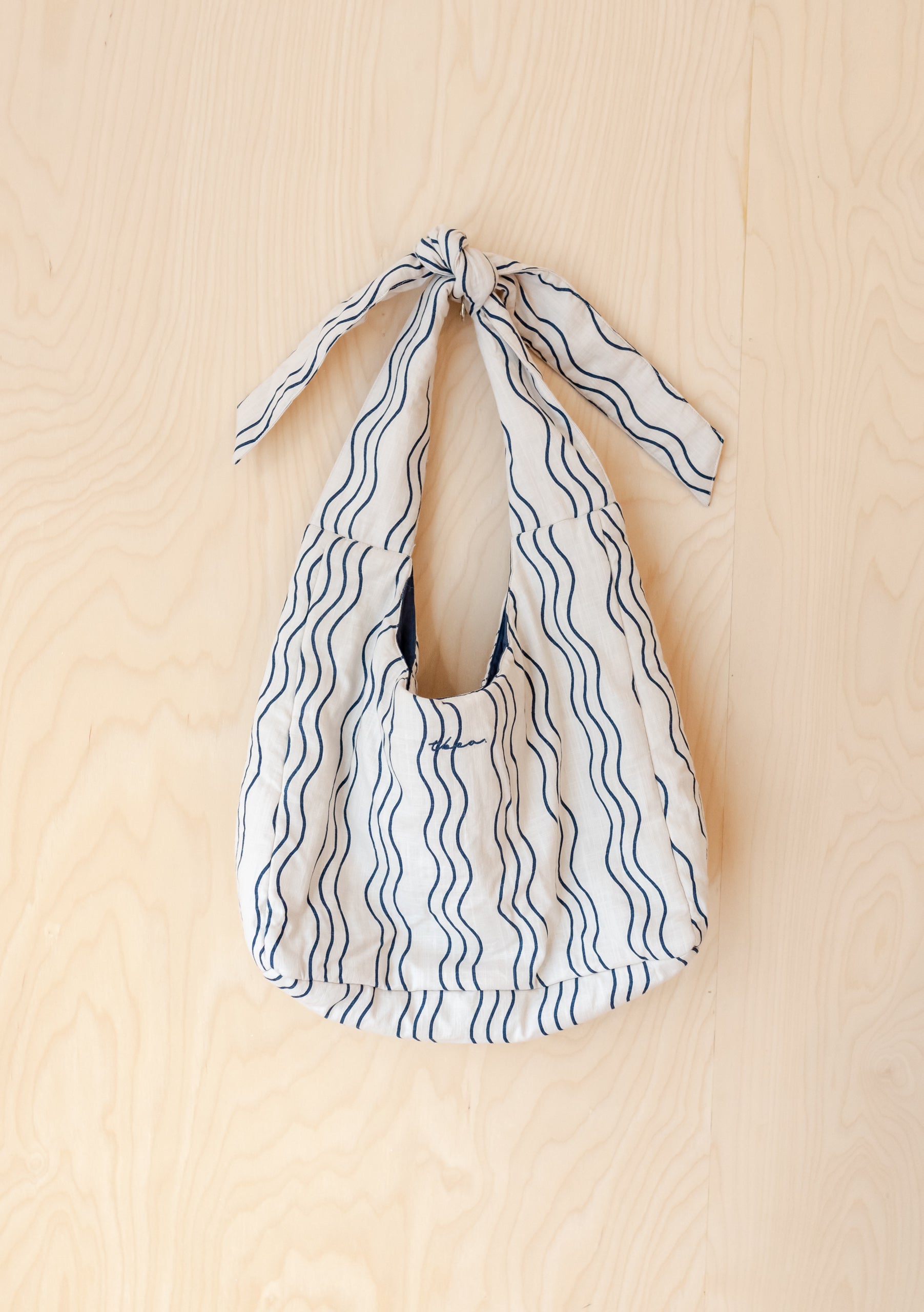 バッグ・カバンその他 COVERNAT Boucle Knit Tote Bag Sky Blue CO2300BG02SB TBCo | Small Cotton Multi Knot Tote Bag in Blue Wave