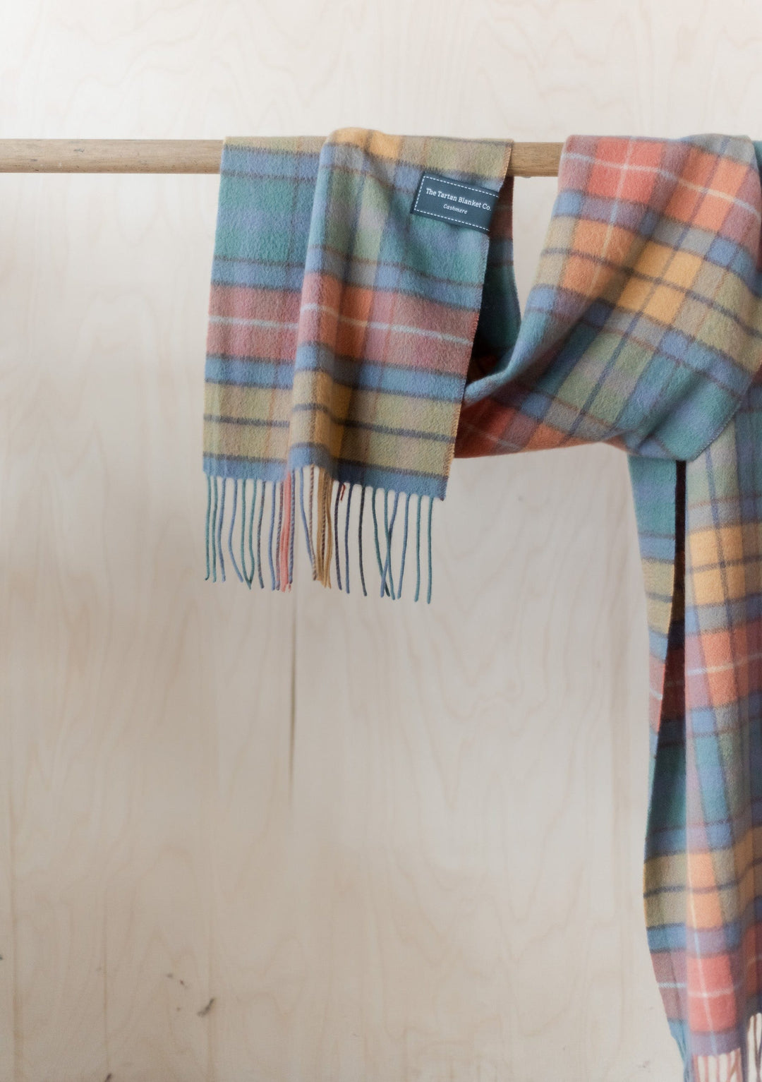 Cashmere Scarf in Buchanan Antique Tartan - TBCo
