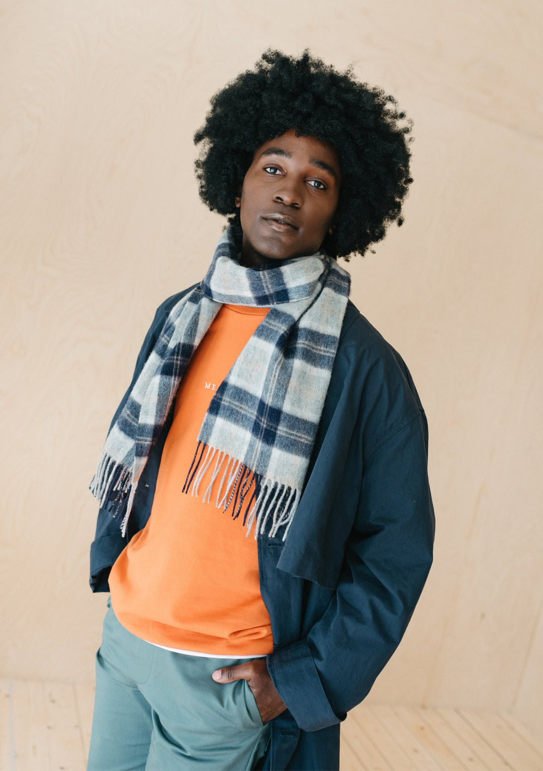 Men's Lambswool Scarf in Bannockbane Silver Tartan - TBCo