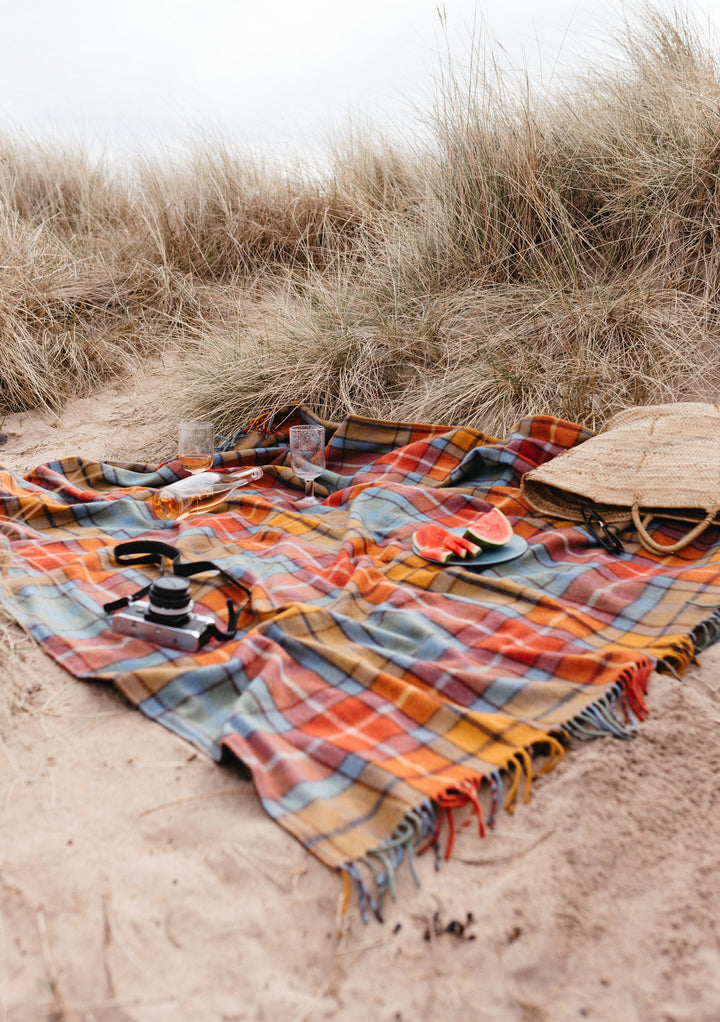 Recycled Wool Picnic Blanket in Buchanan Antique Tartan - TBCo