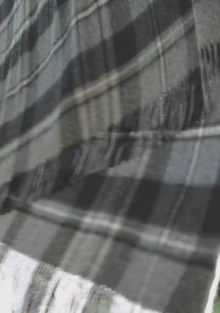Men's Lambswool Scarf in Charcoal Melange