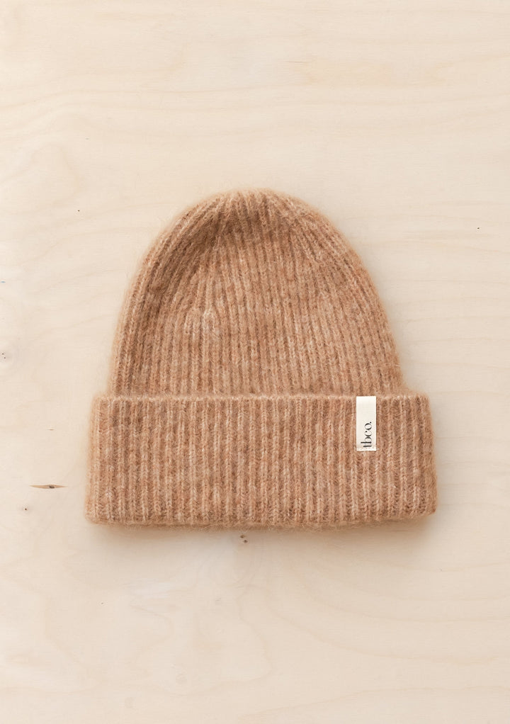 Bonnet en Mohair et Laine en Camel