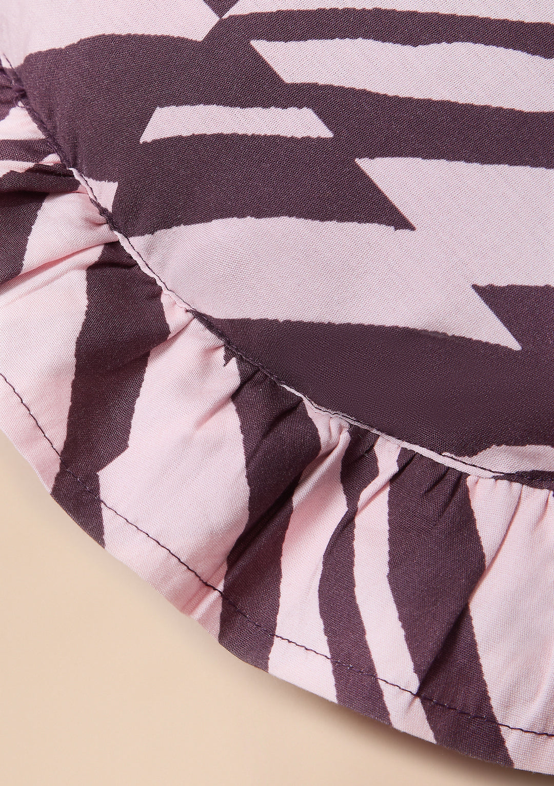 Kissenbezug in Pink Patchwork Streifen