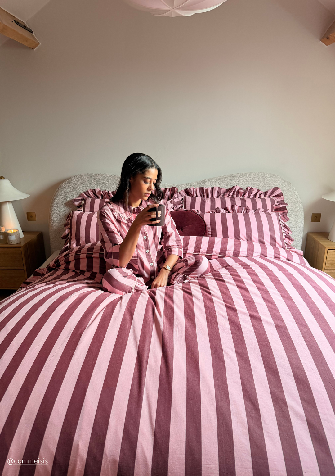 Cotton Duvet Cover & Pillowcases Set in Pink & Burgundy Stripe
