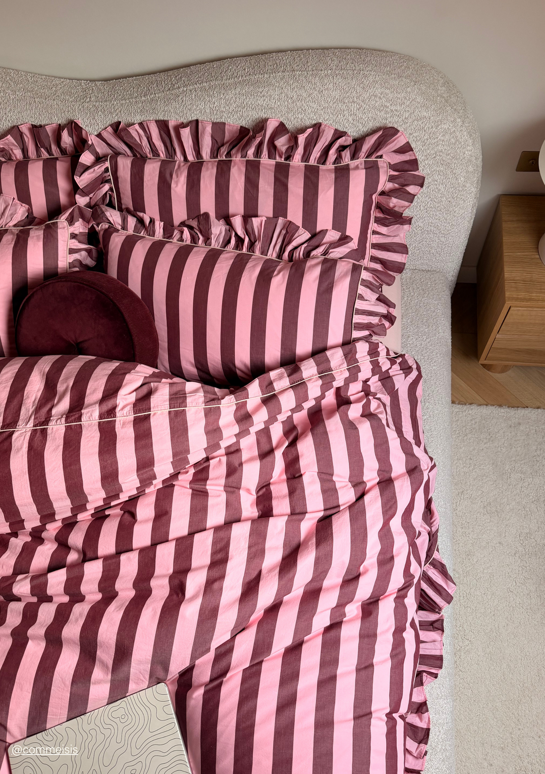 Cotton Duvet Cover & Pillowcases Set in Pink & Burgundy Stripe