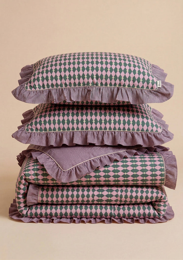 Cotton Duvet Cover & Pillowcases Set in Pink Harlequin