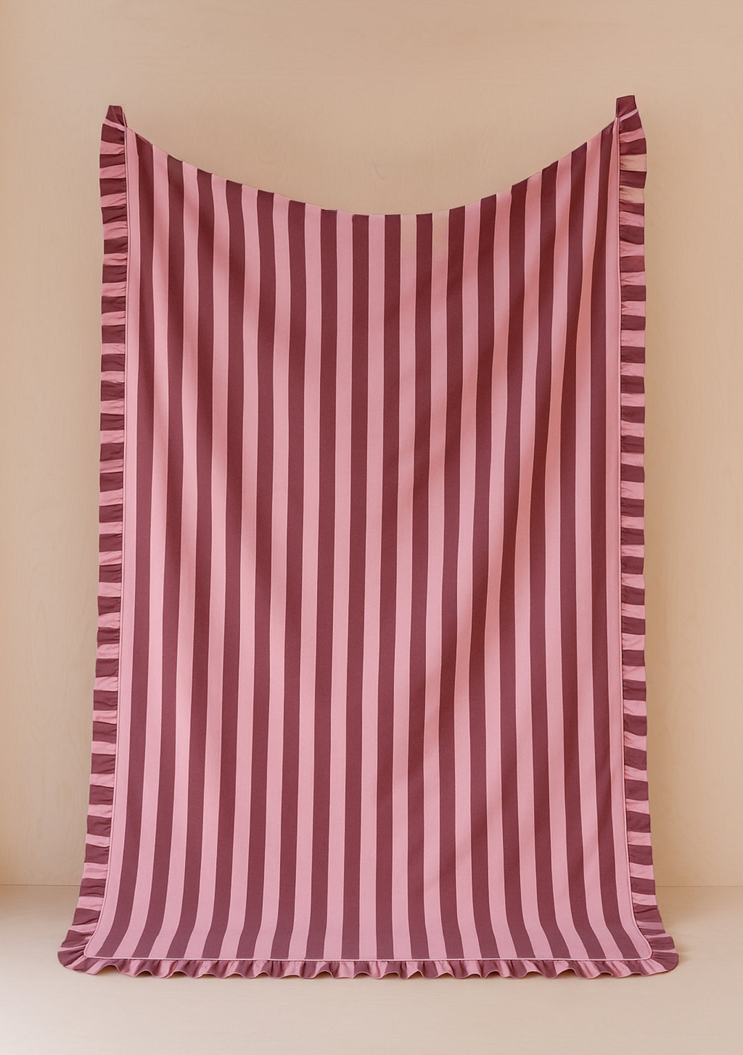 Cotton Duvet Cover & Pillowcases Set in Pink & Burgundy Stripe