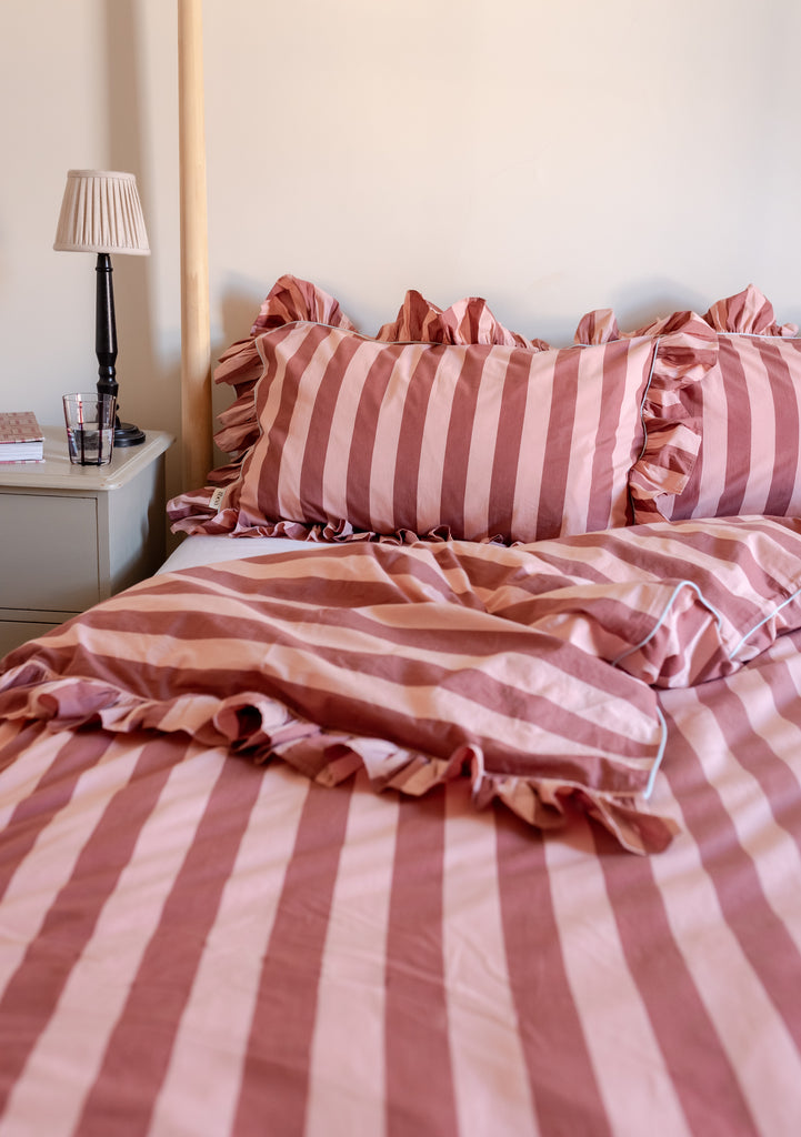 Literie, housses de couette, jetés, couvertures | Urban Barn