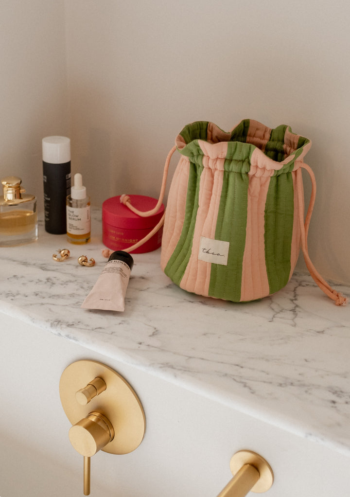 Kulturbeutel aus Baumwolle mit grünen Streifen