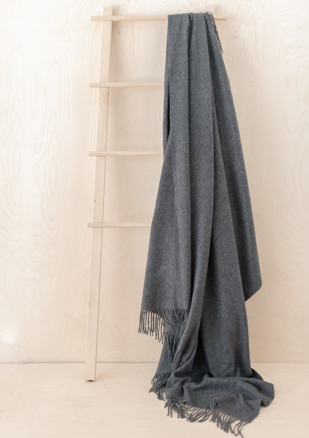 TBCo - Sample Sale Cashmere Blanket in Charcoal Melange