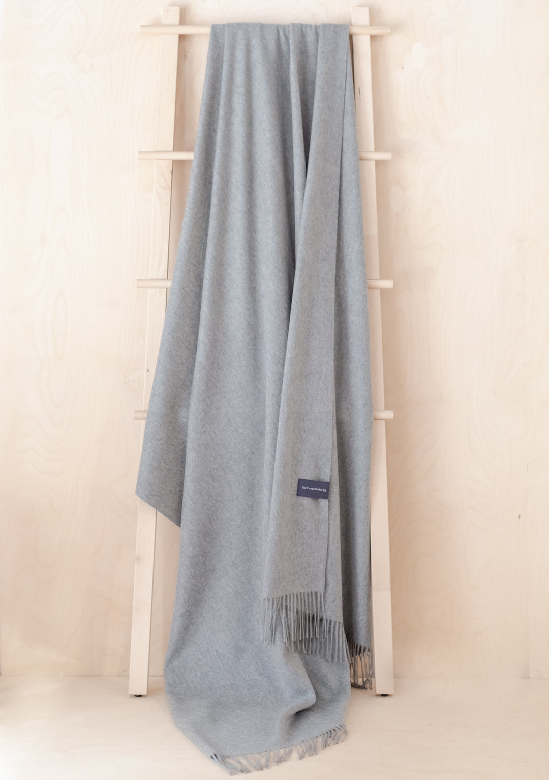 TBCo - Sample Sale Cashmere Blanket in Light Grey Melange