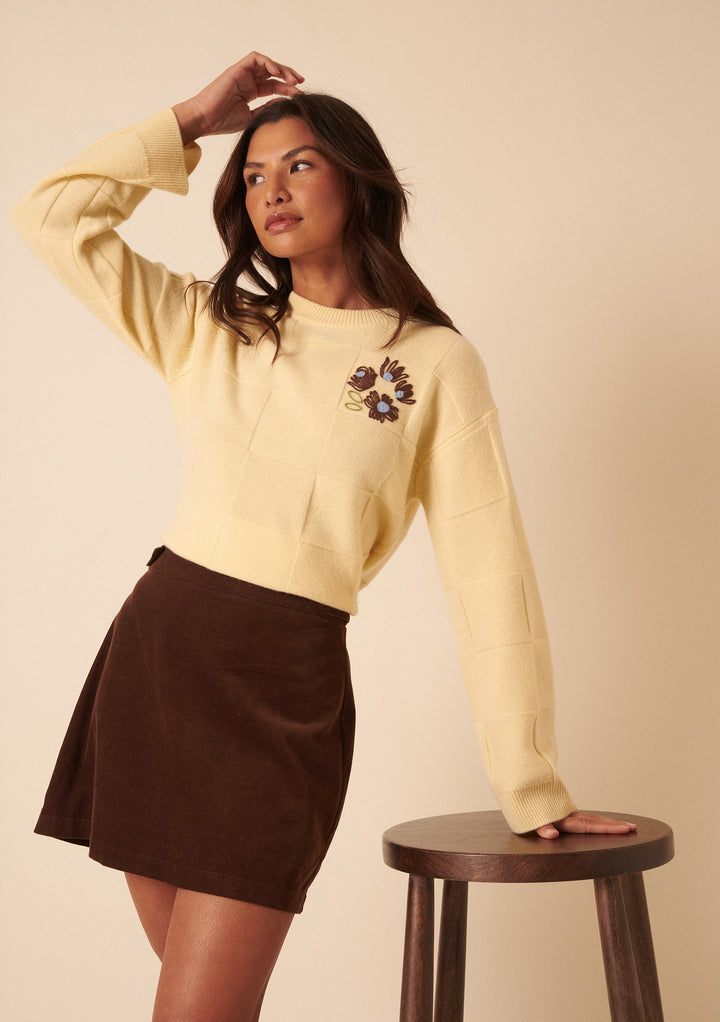 NC x TBCo – Lockerer Wollpullover mit Schachbrettmuster in Latte