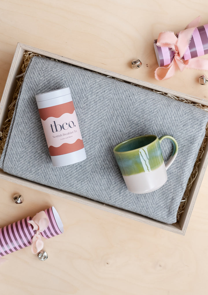 Ready-Made Share Warmth Gift Box