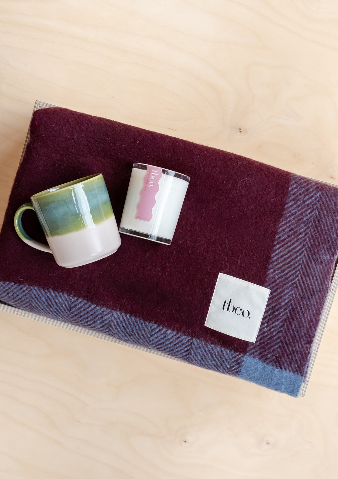 Ready-Made Cosy Blanket Gift Box