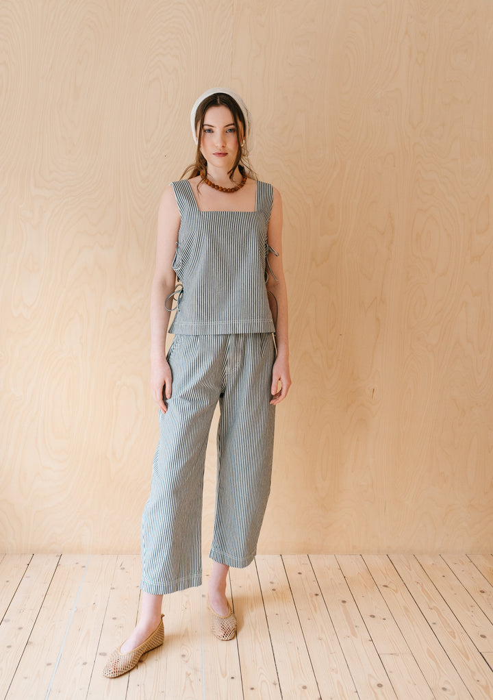 Pantalon large "Barrel" en denim rayé chevrons