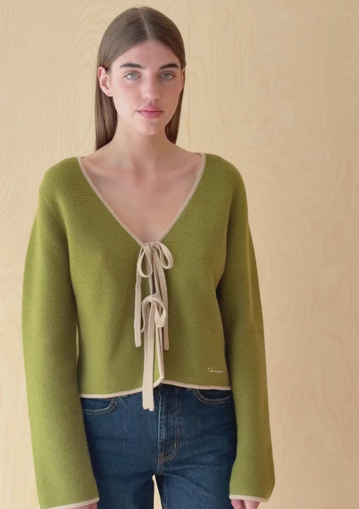 Merino Wool Tie Cardigan in Green